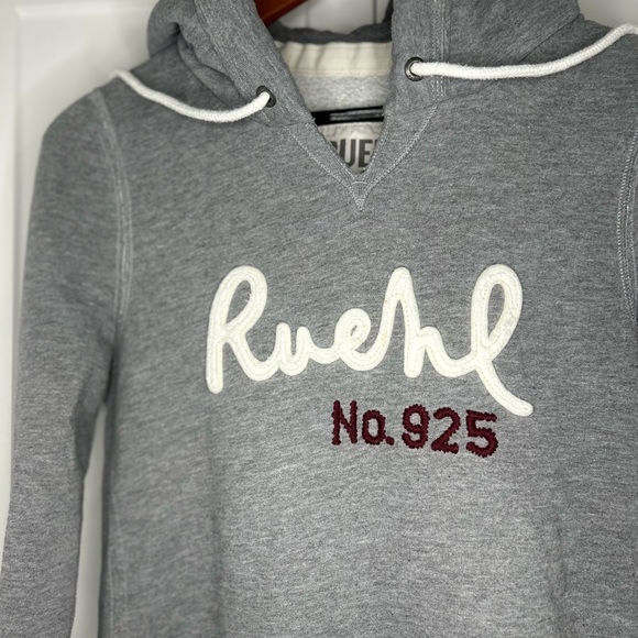Ruehl Sweatshirt - Picture 2 of 12